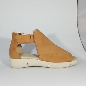 The Flexx Platform Sandal w/ Hook & Eye Closure